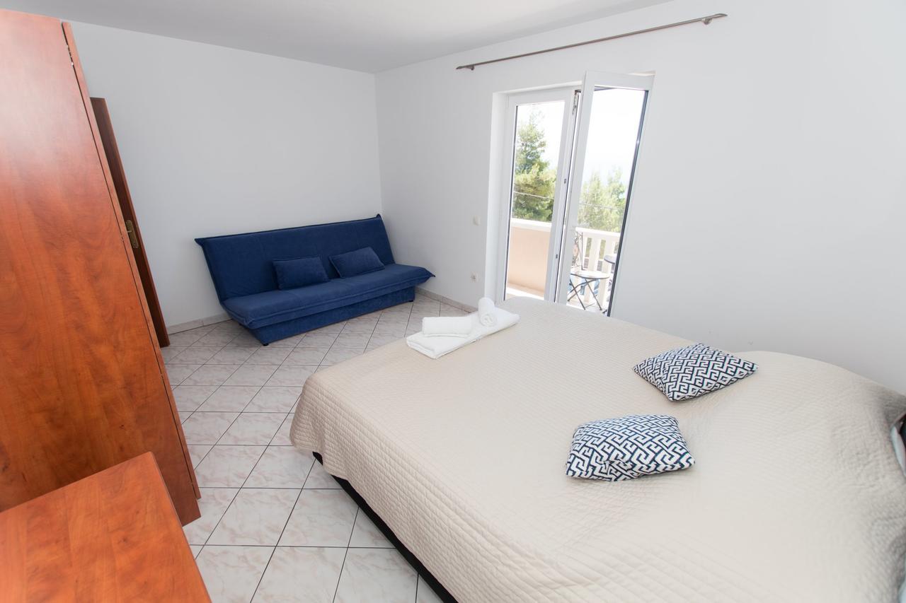 ברלה Matko'S Oasis Apartments מראה חיצוני תמונה