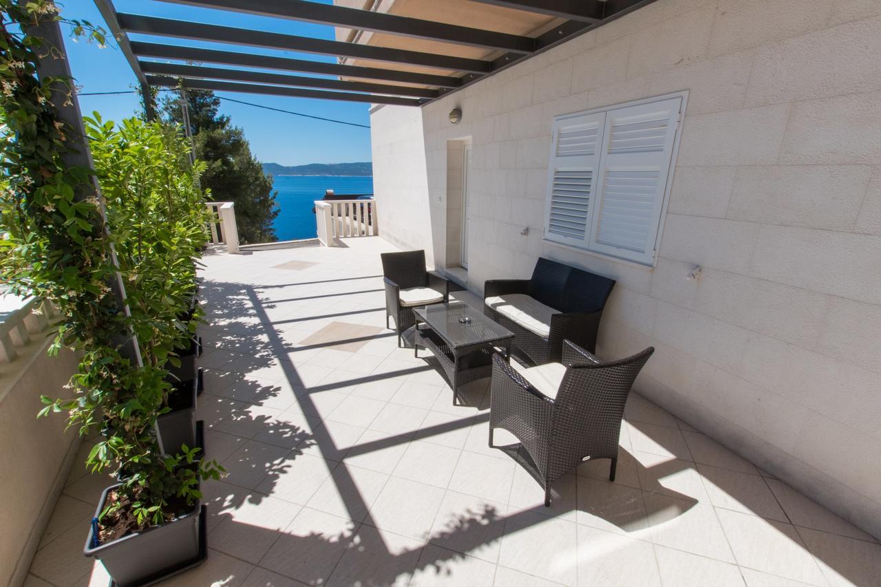 ברלה Matko'S Oasis Apartments מראה חיצוני תמונה